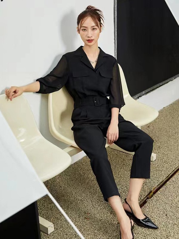 2023服装小白能不能开服装实体店?点占女装加盟怎么样?