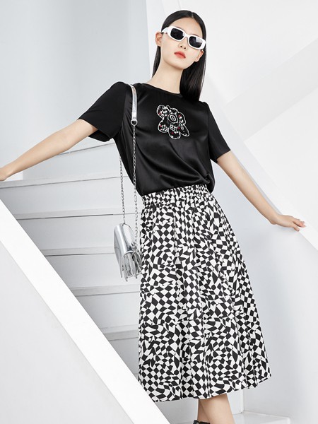 手把手教你T恤怎么选!怎么才能选到版型好的T恤?