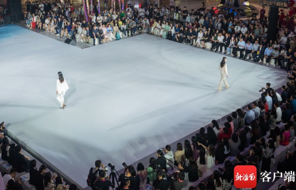 GRACE CHEN全新设计全球首秀开启消博会时装周