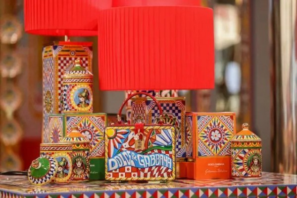 杜嘉班纳第二次亮相消博会