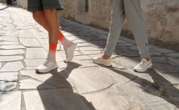 On昂跑全新推出夏日便携休闲鞋Cloud 5 Coast