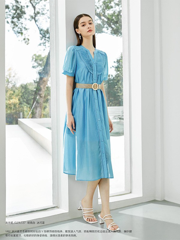 实体店做线上流量的逻辑是卖人不是卖货,把线上的客人拉到店内成交才更精准有把握!