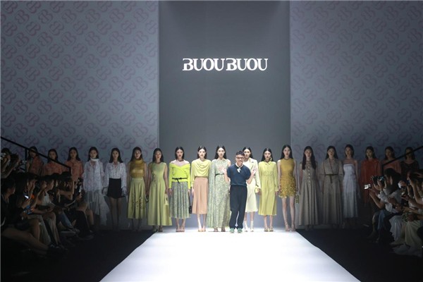 BUOUBUOU邦宝2023秋冬焕新亮相深圳时装周