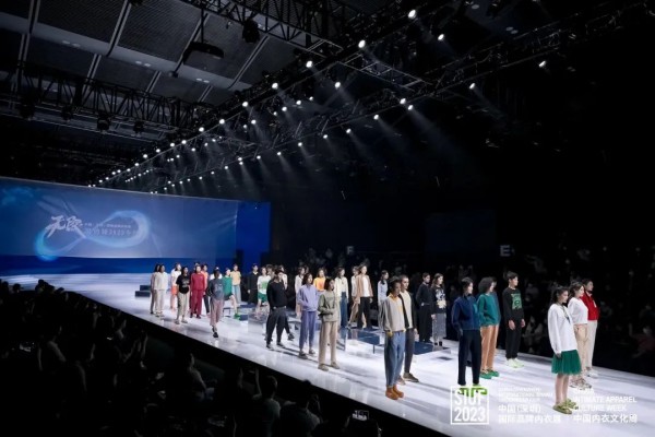 秀场直击 |「∞无限」凯迪娅品牌专场秀圆满成功!