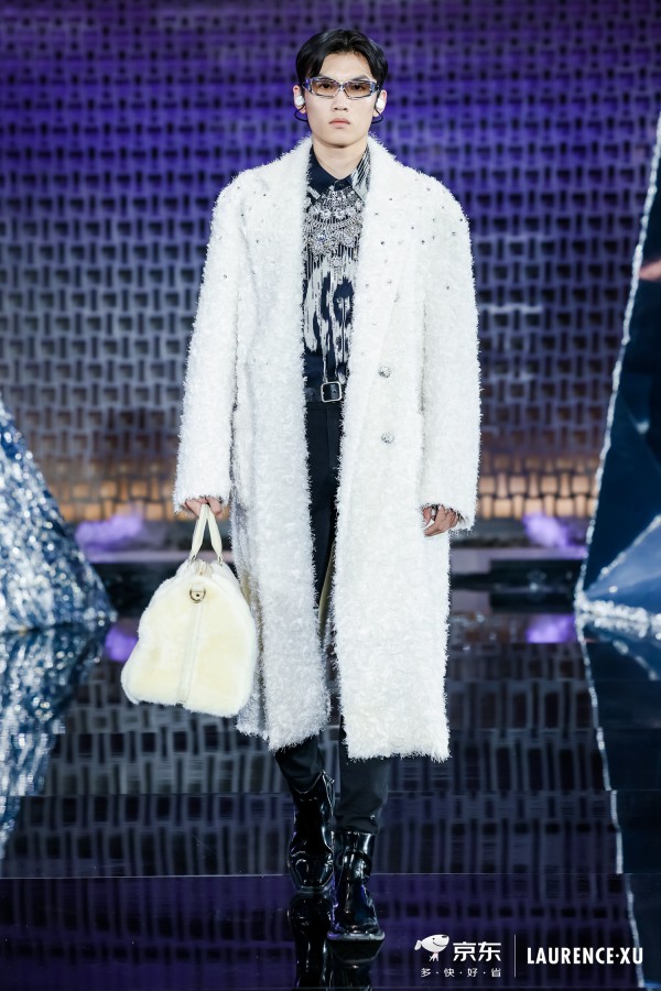 破界更新|劳伦斯·许携手京东电脑数码共创科技潮流