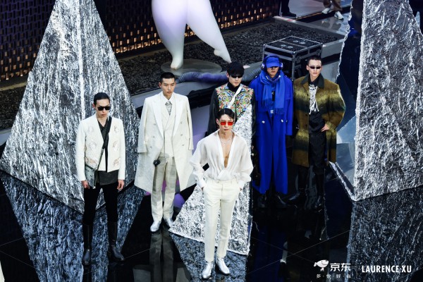 破界更新|劳伦斯·许携手京东电脑数码共创科技潮流