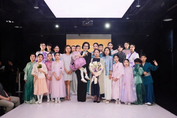 中国国际华服设计大赛在韩国首尔启动!