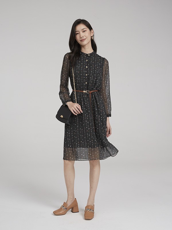 服装小白靠野路子创业更能成事,三条让服装老手“危机感“炸裂的野路子!