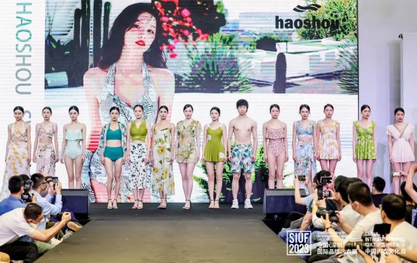 2023“晋江泳装”品牌联合秀魅力上演!