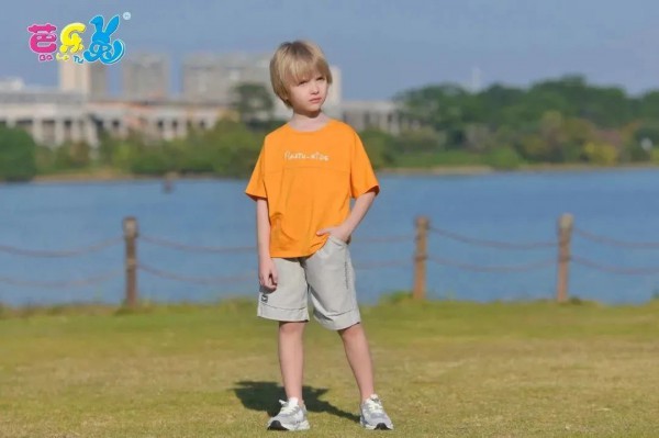 芭乐兔 | 初夏悄然来临,奉上时髦清爽夏日穿搭指南