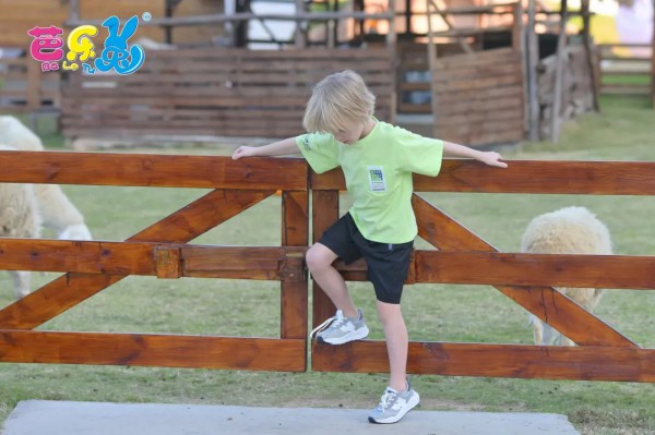 还在烦恼夏天穿什么?芭乐兔穿搭指南,让小朋友们精彩度过每一天!