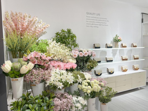 2023年37°生活美学为你传授女装加盟店经营技巧