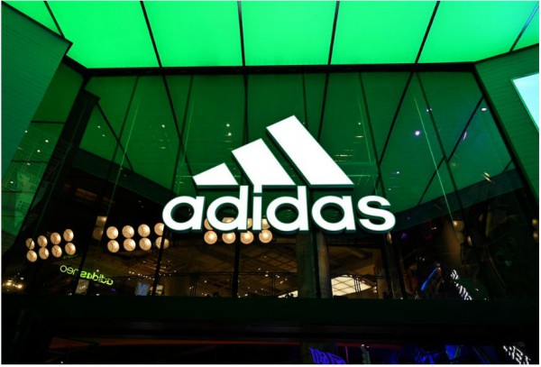 损失12亿欧元!阿迪达斯决定公益出售椰子鞋“力挽狂澜”!