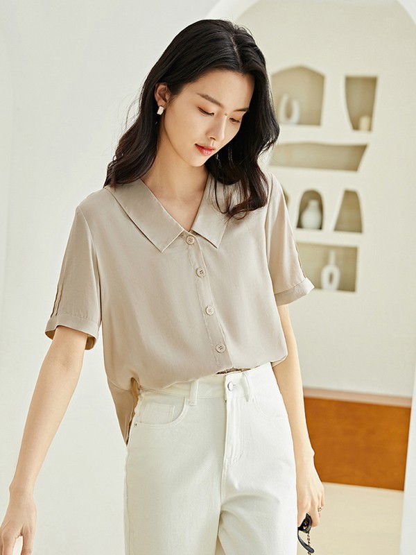 新手开女装店是选定价店好还是议价店好?