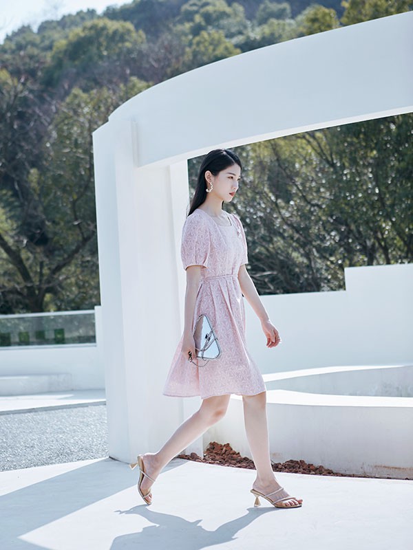 服装行业真实现状,什么时候才能重返当年?