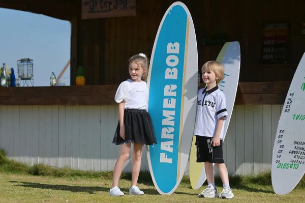 芭乐兔|五月的浅夏去哪玩?穿上美美的童装,孩子们想去哪就去哪