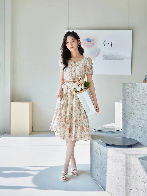 究竟什么样的人开服装店业绩会好?