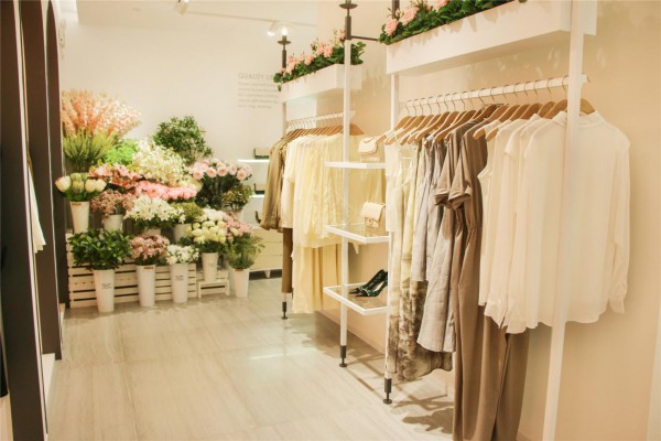 2023年37°生活美学女装加盟店前途如何?