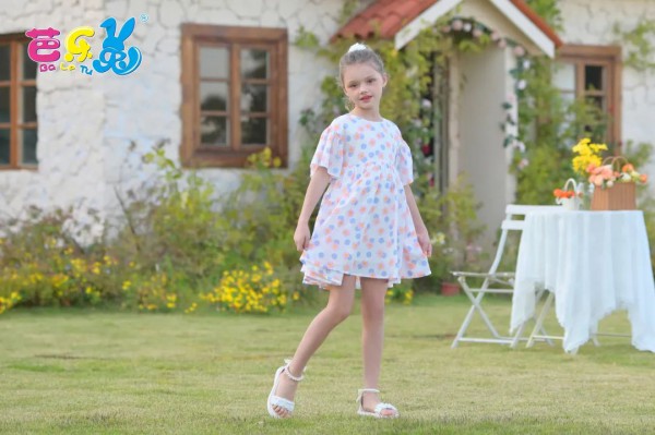 芭乐兔|“六一”儿童节怎么穿才最闪亮?芭乐兔萌娃穿搭来啦!