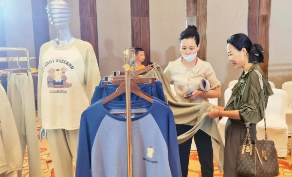 仕乐2023秋冬新品系列惊艳亮相,全新设计引领内衣潮流!