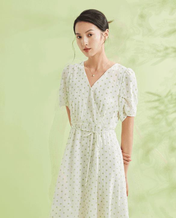 女装店何提高销售量?女装店怎么组货能让顾客满意?