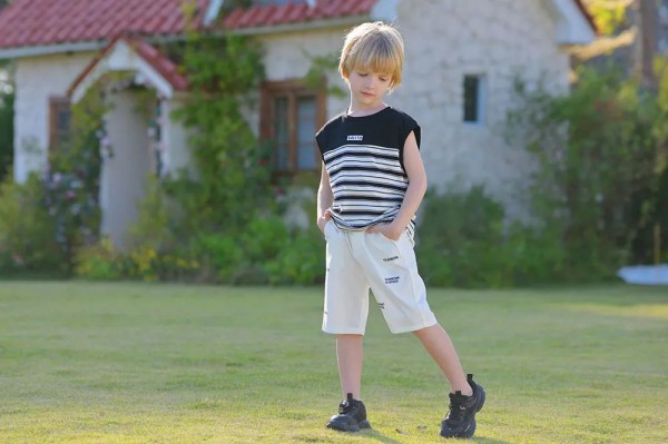 芭乐兔童装 | “熊猫色”穿搭,让夏天不单调