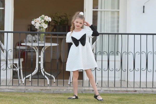 芭乐兔童装 | “熊猫色”穿搭,让夏天不单调