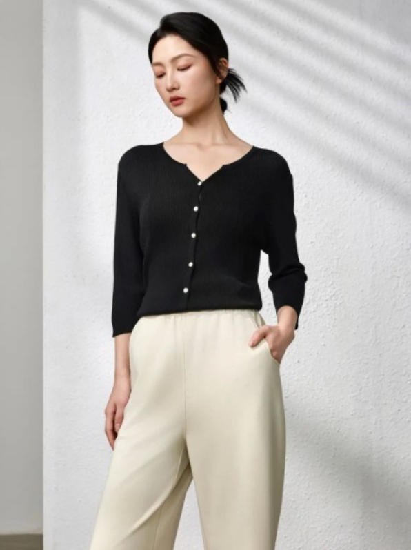 ​禾等Helen Moda女装 | 秋日衣橱的温柔革命