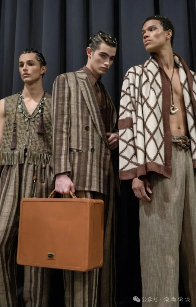 2026年时尚趋势—竖条纹依然有活力!