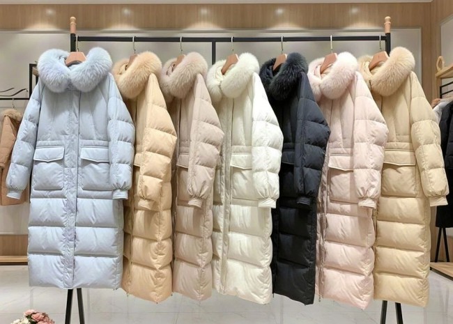 被抢到断货的千元羽绒服,究竟是谁在买?