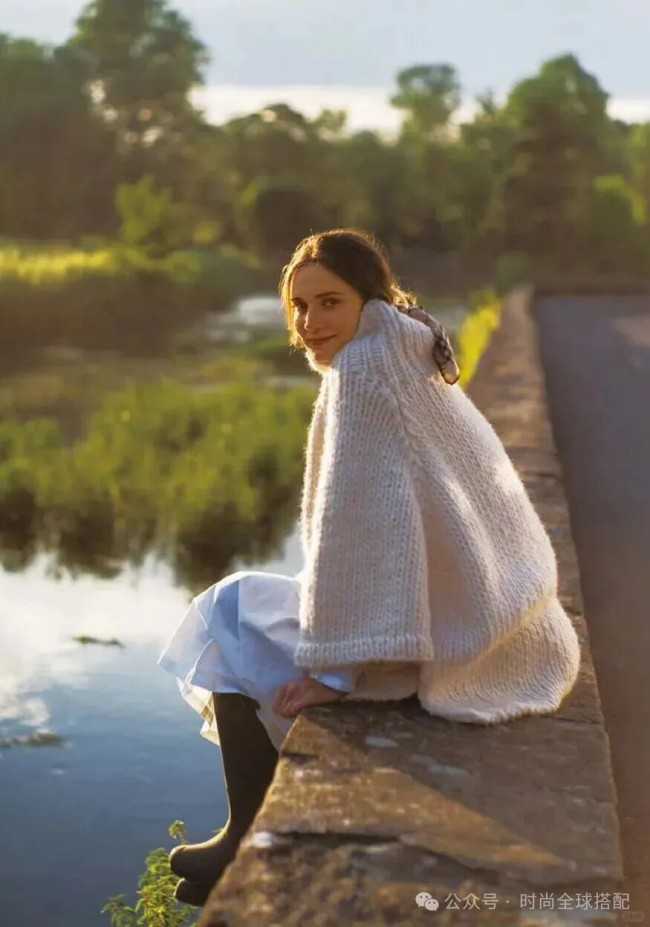 秋天里的羊毛衫,“宽大一点”更洋气,显瘦!