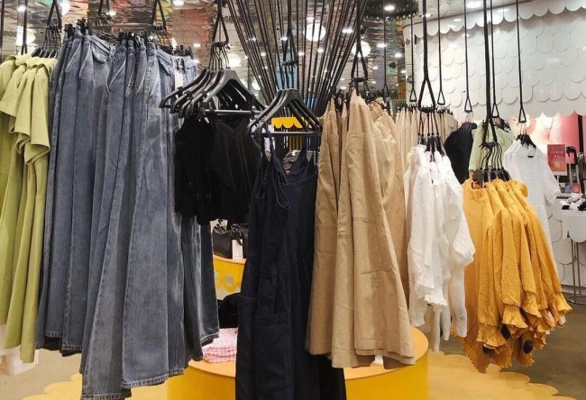 利润集体跳水!休闲服装品牌正穿越最艰难的周期?