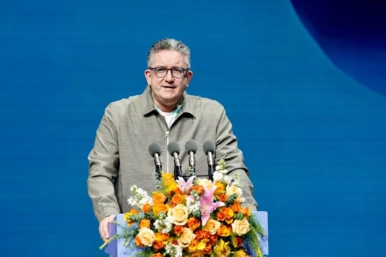 2025江西纺织服装周暨第六届江西（赣州）纺织服装产业博览会在于都盛大开幕