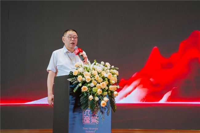 聚势双赛道,共绘产业新篇｜九天产业发布会圆满收官,杭州羽绒服文化周暨产业博览会&新中式服饰文化周暨产业博览会隆重启幕!9月9日-11日不见不散!