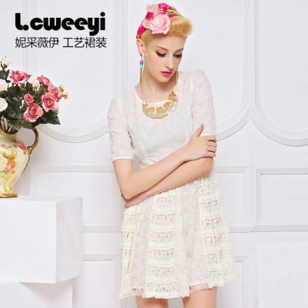 妮采薇伊2013春夏装Lcweeyi 妮采薇伊夏季新品名媛气质淑女公主法式浪漫圆领蕾丝连衣裙