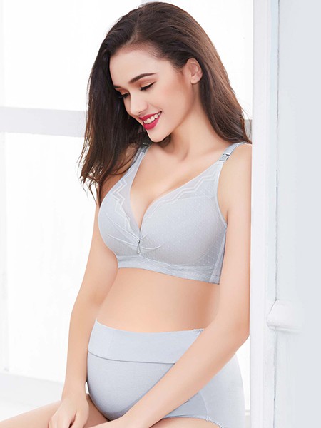 宝优乐女士内衣