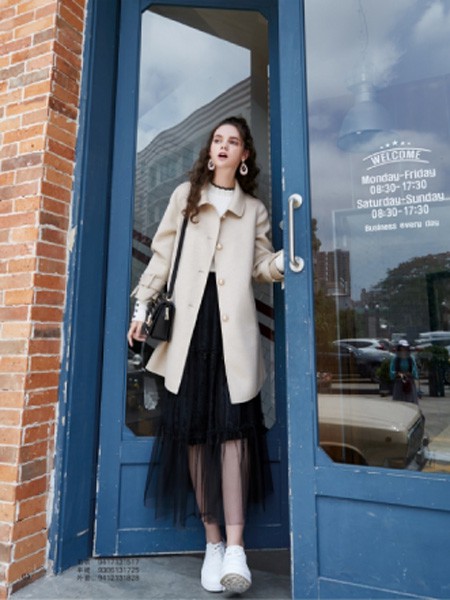 莉雅莉萨2019秋冬装女装