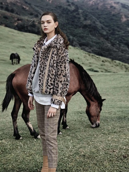 艾利欧 2019秋冬装女装