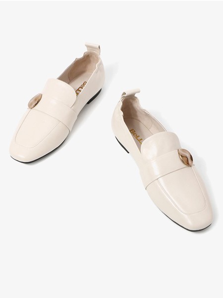 百丽2019秋冬装鞋子