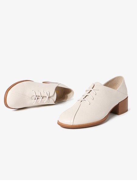 百丽2019秋冬装鞋子