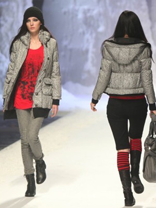 珂罗娜2019新款女装