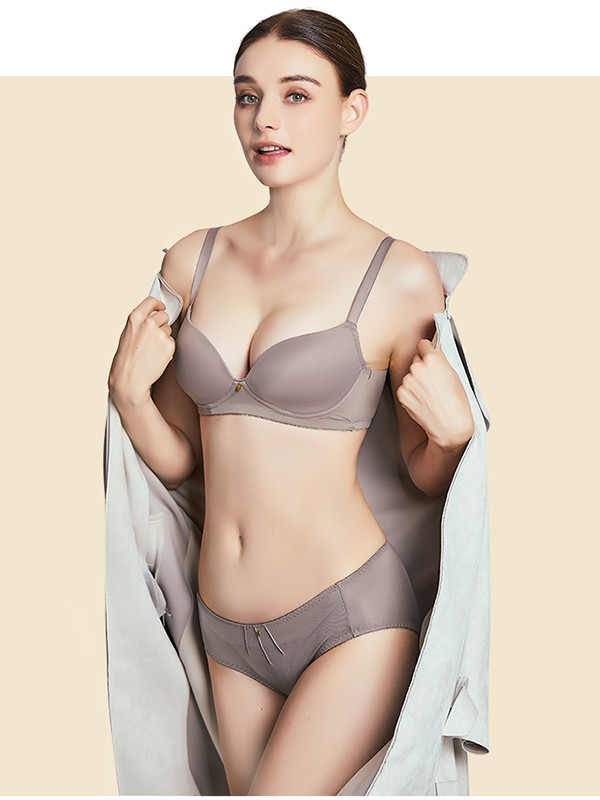 金薇2019新款女士内衣