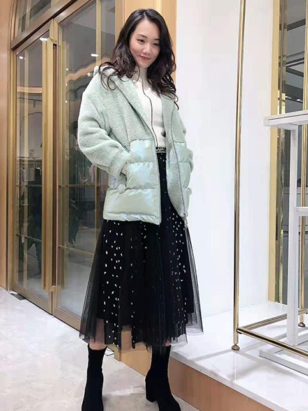 可媚2019新款女装