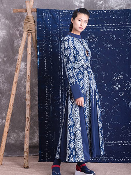 唤觉2019秋冬装女装