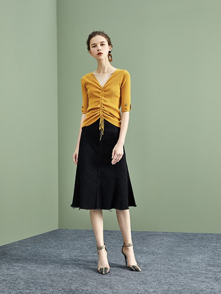 纷漫2019新款女装