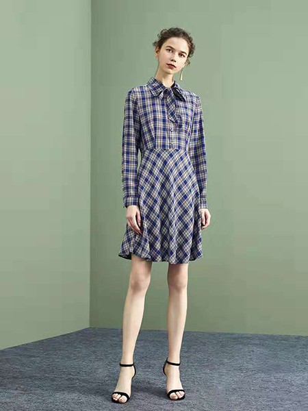 纷漫2019新款女装