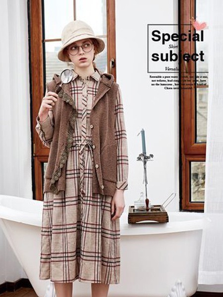 虫二2019秋冬装女装