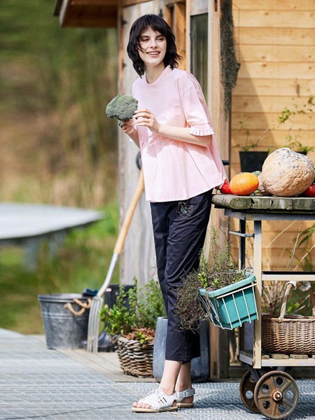飞鸟和新酒2019春夏装女装
