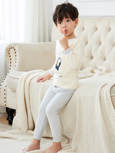 安宝儿2019新款童装