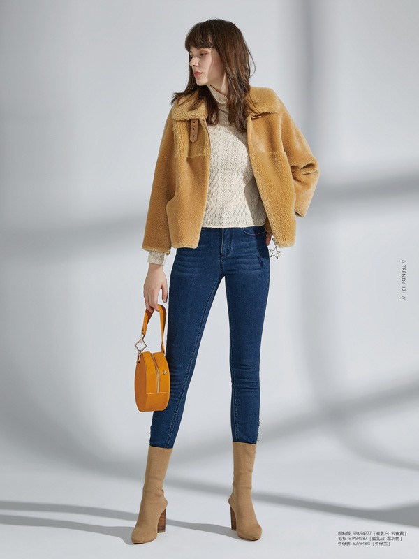 简约风情2019秋冬装女装